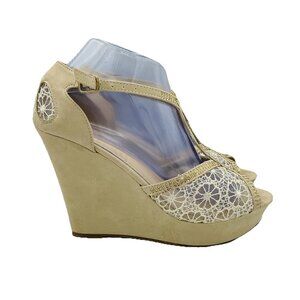 Top Moda Sandals Womens 8.5 Beige Degree Wedge Heels Lace T-Strap Rhinestone